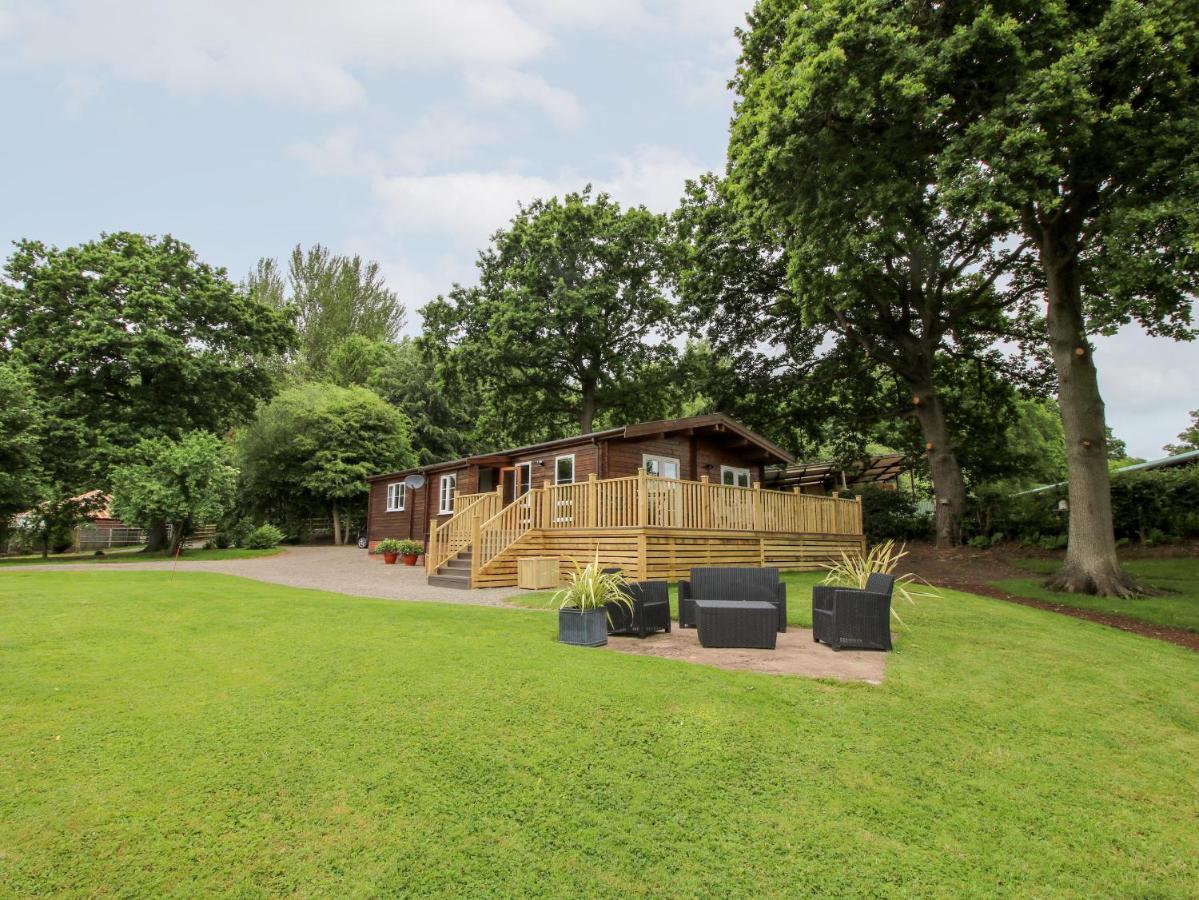 The Log Cabin Tenbury Zewnętrze zdjęcie
