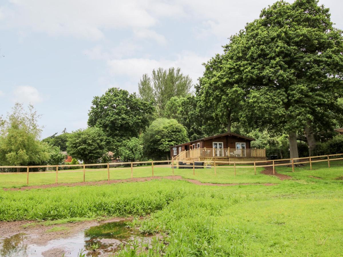 The Log Cabin Tenbury Zewnętrze zdjęcie